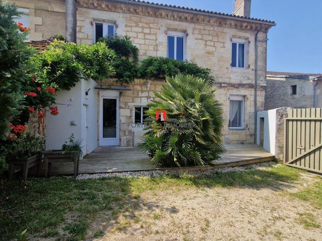 Maison à vendre Saint Ciers sur Gironde 200m² Saint Ciers sur Gironde