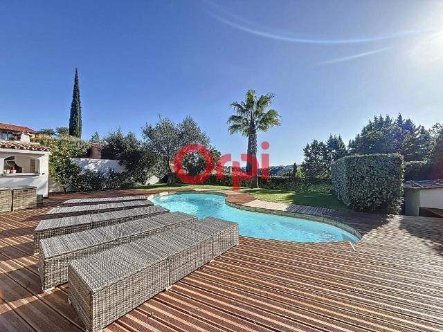 Maison À Vendre SAINTE MAXIME