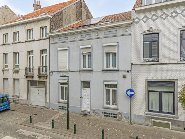 Maison à vendre pour 409000 euro avec 5 chambres à coucher