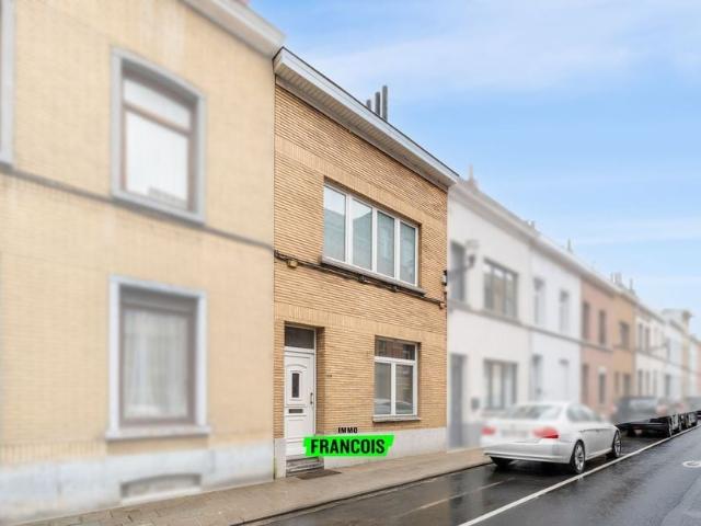 Maison à vendre pour 429000 euro avec 4 chambres à coucher