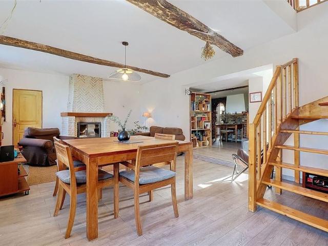 Maison à vendre pour 430000 euro avec 4 chambres à coucher