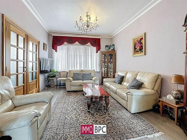 Maison à vendre pour 469000 euro avec 3 chambres à coucher