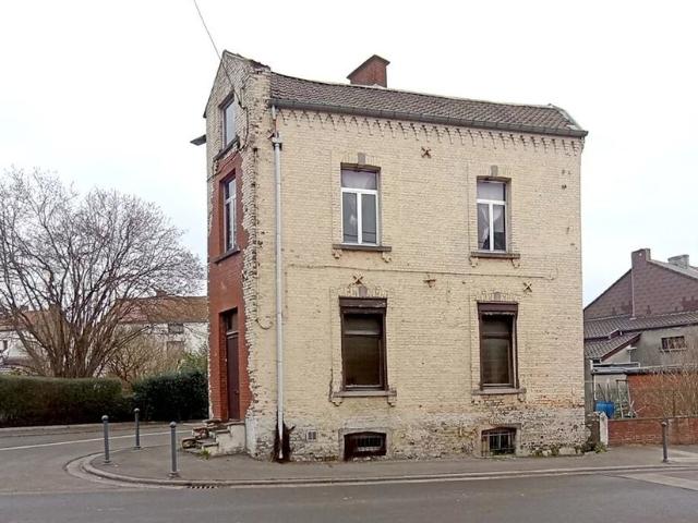 Maison à vendre pour 65000 euro avec 3 chambres à coucher