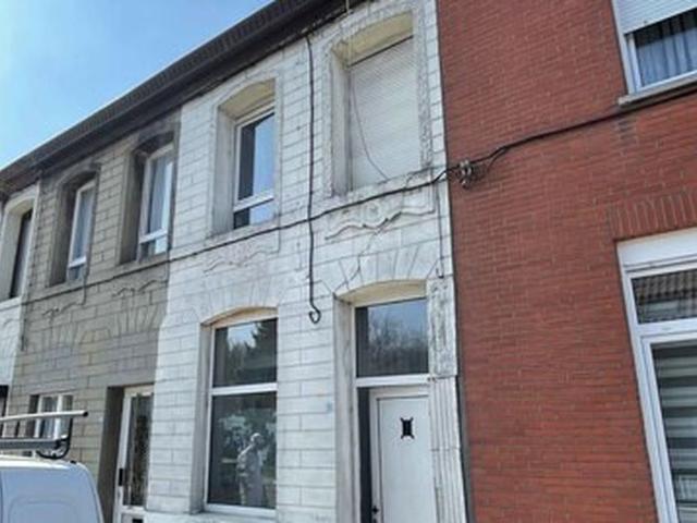 Maison à vendre pour 100000 euro avec 3 chambres à coucher