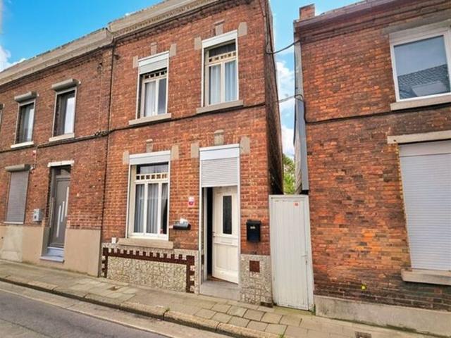 Maison à vendre pour 105000 euro avec 2 chambres à coucher