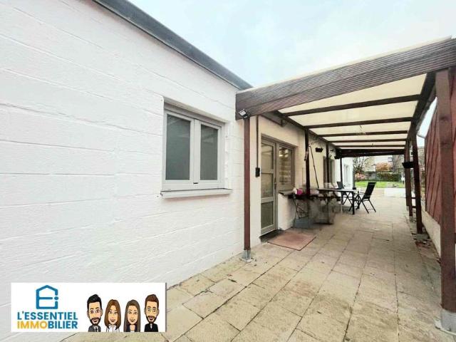 Maison à vendre pour 160000 euro avec 1 chambres à coucher