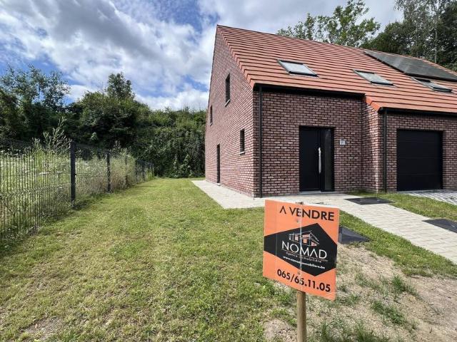 Maison à vendre pour 195000 euro avec 3 chambres à coucher