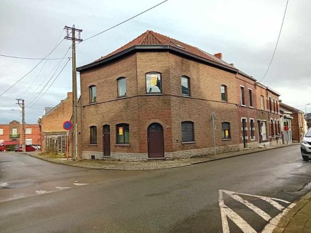 Maison à vendre pour 185000 euro avec 4 chambres à coucher