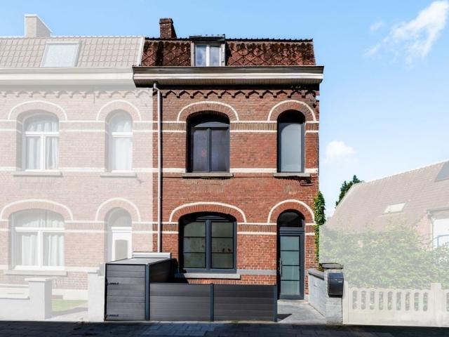 Maison à vendre pour 219000 euro avec 4 chambres à coucher