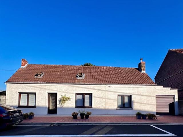 Maison à vendre pour 225000 euro avec 2 chambres à coucher