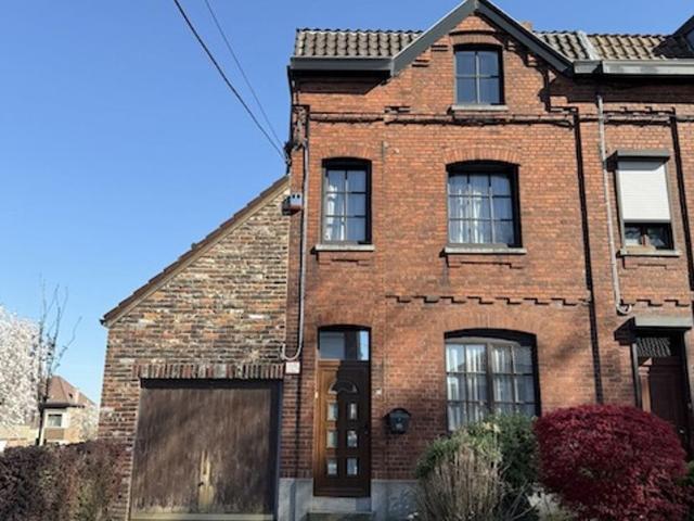 Maison à vendre pour 229000 euro avec 4 chambres à coucher