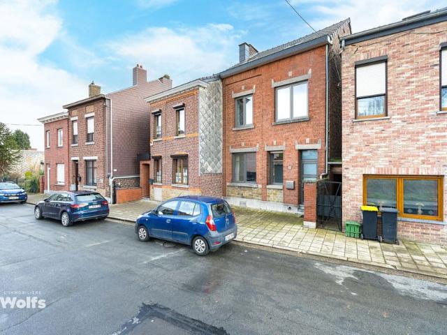 Maison à vendre pour 235000 euro avec 4 chambres à coucher