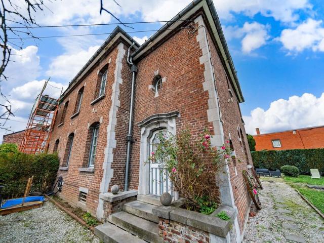 Maison à vendre pour 240000 euro avec 3 chambres à coucher