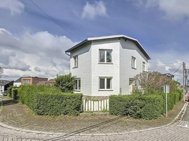 Maison à vendre pour 245000 euro avec 4 chambres à coucher