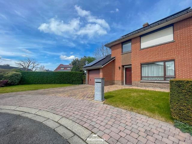 Maison à vendre pour 250000 euro avec 3 chambres à coucher
