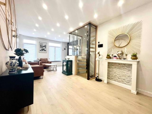 Maison à vendre pour 250000 euro avec 3 chambres à coucher