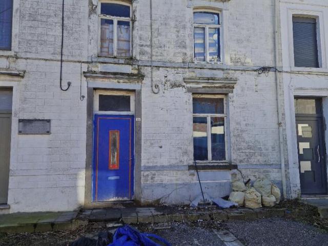 Maison à vendre pour 25000 euro avec 2 chambres à coucher