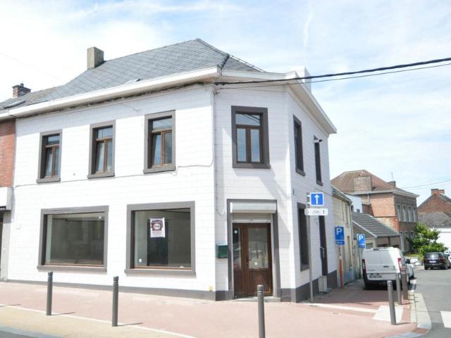 Maison à vendre pour 255000 euro avec 2 chambres à coucher