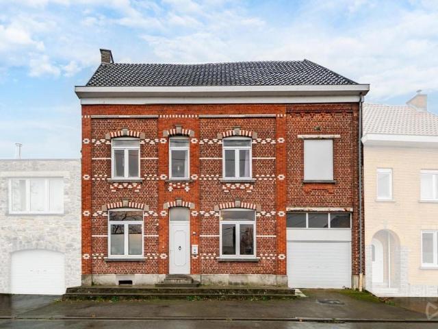 Maison à vendre pour 270000 euro avec 4 chambres à coucher