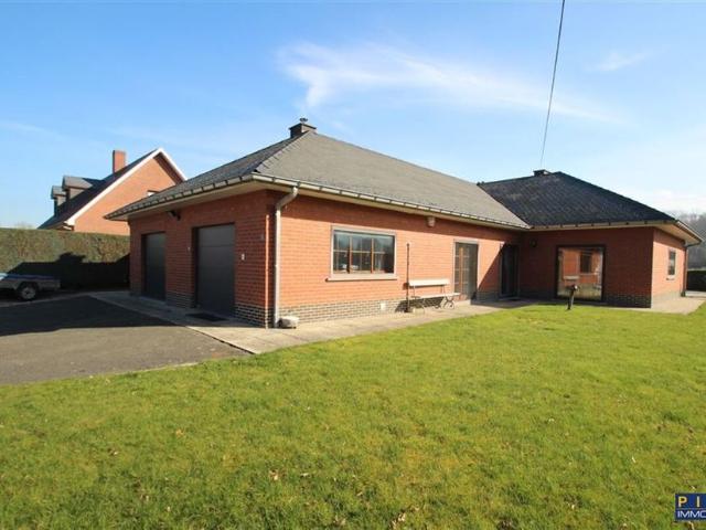 Maison à vendre pour 295000 euro avec 4 chambres à coucher