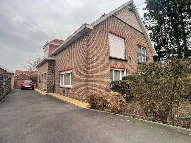 Maison à vendre pour 299000 euro avec 3 chambres à coucher