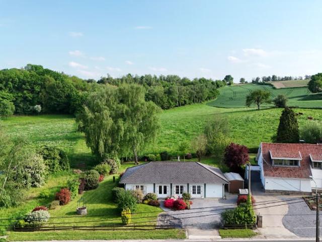 Maison à vendre pour 299000 euro avec 3 chambres à coucher