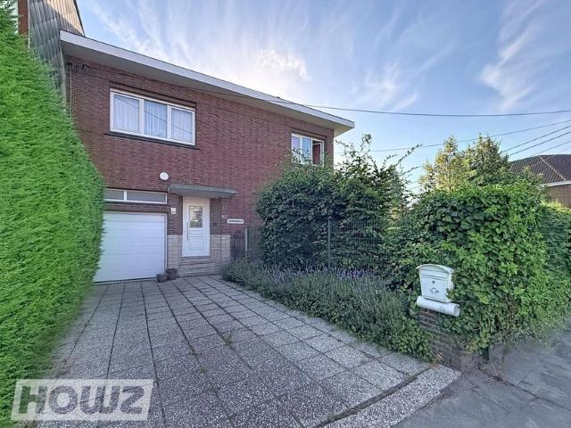 Maison à vendre pour 319000 euro avec 3 chambres à coucher
