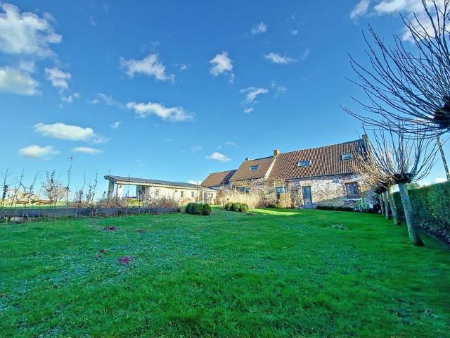 Maison à vendre pour 320000 euro avec 3 chambres à coucher