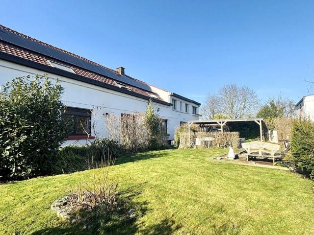 Maison à vendre pour 337500 euro avec 4 chambres à coucher
