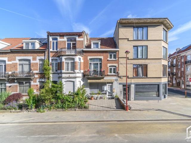 Maison à vendre pour 349000 euro avec 2 chambres à coucher