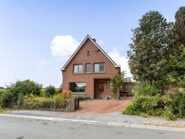 Maison à vendre pour 359000 euro avec 4 chambres à coucher