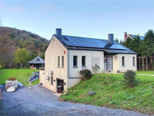 Maison à vendre pour 370000 euro avec 1 chambres à coucher