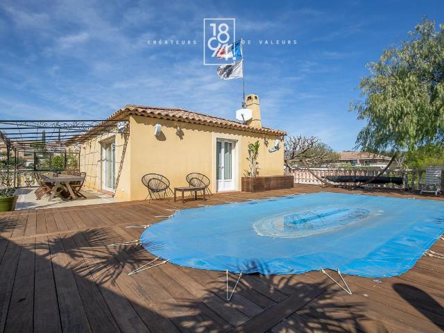 Maison À Vendre T4 avec piscine la Croix Rouge