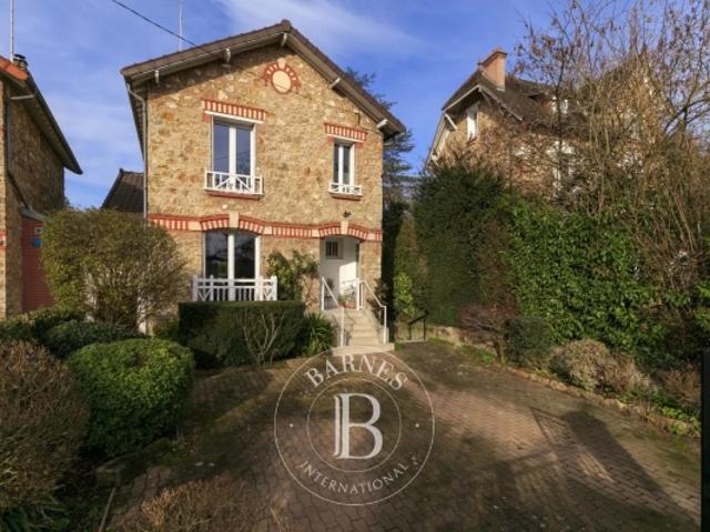 Maison à vendre Verrières le Buisson Meulière de 127 m² Quartier du lac