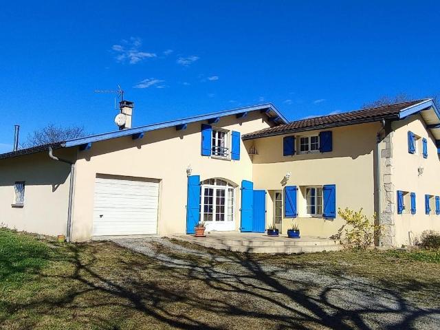 Maison À Vendre XIXème 418 m² 7 chambres
