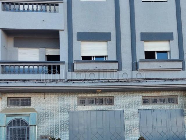 Maison à acheter à Asilah. 4 pièces confortables. Garage privé