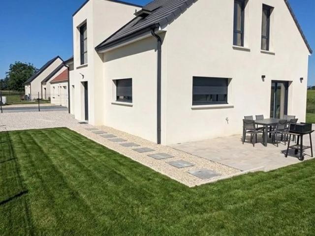 Maison a Aiserey Contemporaine