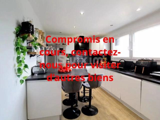Maison à Ayse divisée en 2 appartements