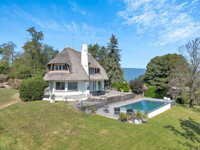 Maison à Chambéry 73000, 5 pièces, de 130m² à 3 500 €