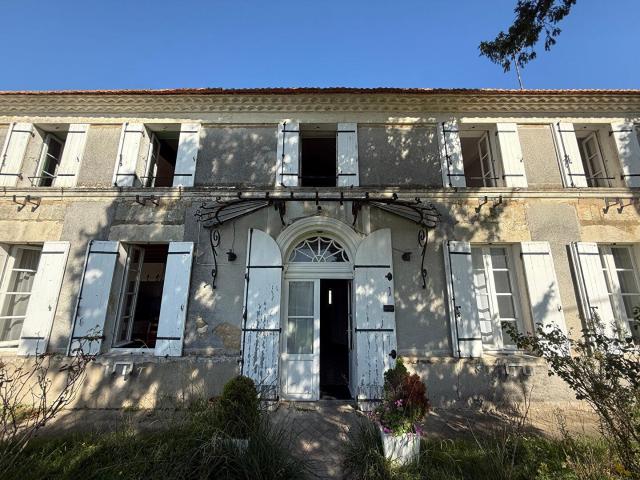 Maison A Charme À Proximité Des Commodités 173m² Blaye