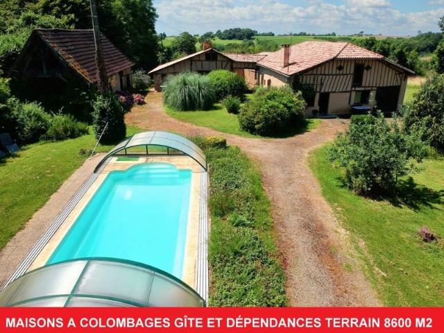 Propriété avec 2 gîtes indépendants Piscine 8 600 m²