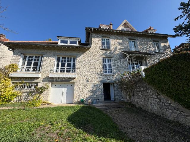 Maison à FONTAINE LE PORT
