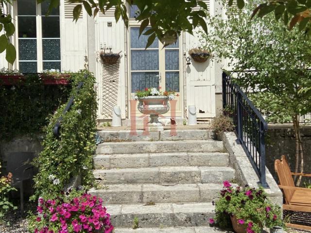 MAISON À FORT POTENTIEL 25 MIN VENDOME