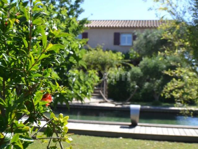 MAISON A FORT POTENTIEL AU CALME