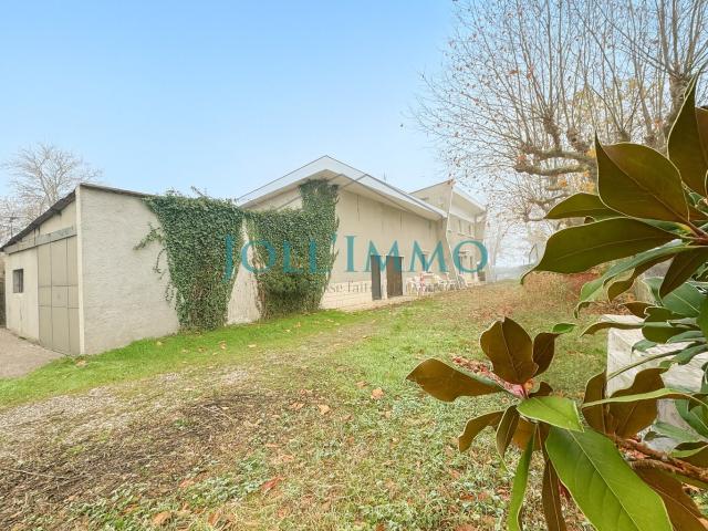 MAISON À FORT POTENTIEL DÉCINES CHARPIEU, QUARTIER DES MARAIS, À DEUX PAS DU CENTRE