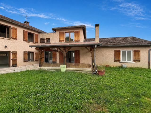 Maison à fort potentiel sur les hauteurs de L’Arbresle