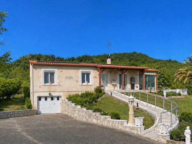 Maison a la campagne avec piscine