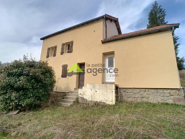 Maison à la campagne avec vue dégagée !