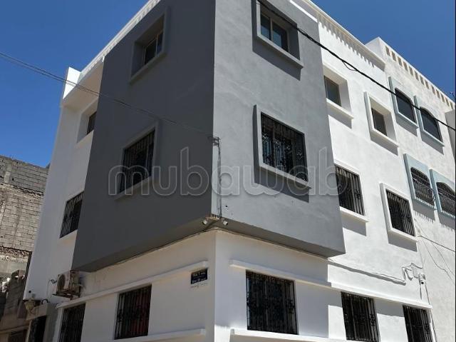 Maison à l'achat à Haut Anza. 5 chambres agréables. Porte blindée, salon marocain traditionnel