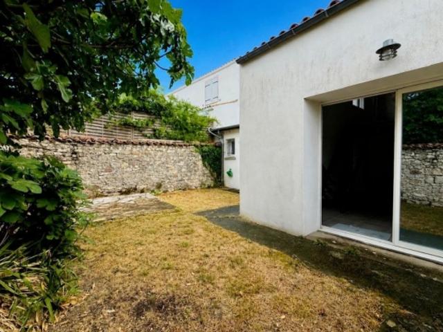Maison à Lauzières, village de pêcheurs de Nieul sur Mer